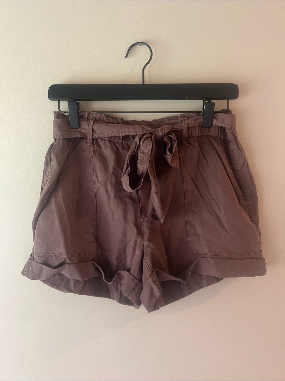 aerie High-Waist Tie-Waist Ruffle Hem Shorts in Mauve
